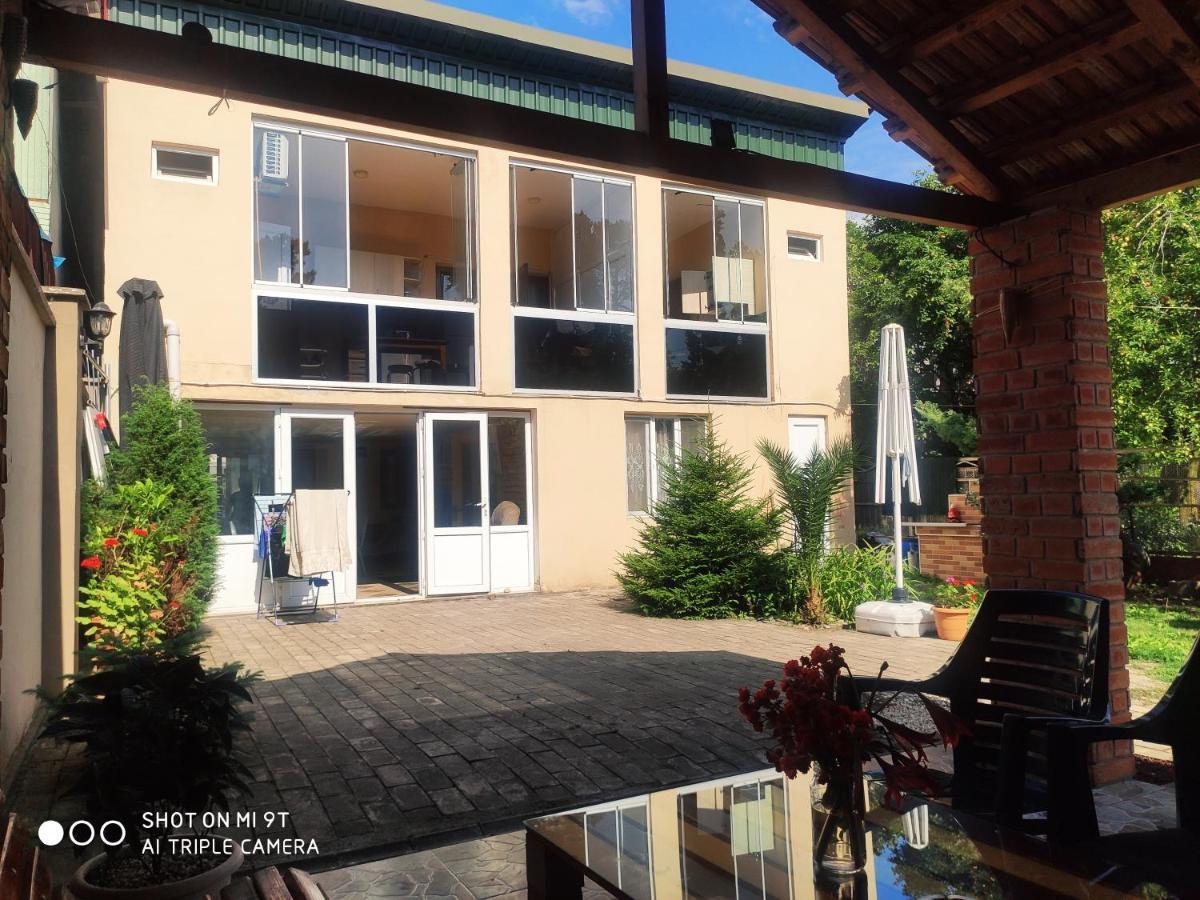 Guesthouse Mery Kobuleti Exterior foto