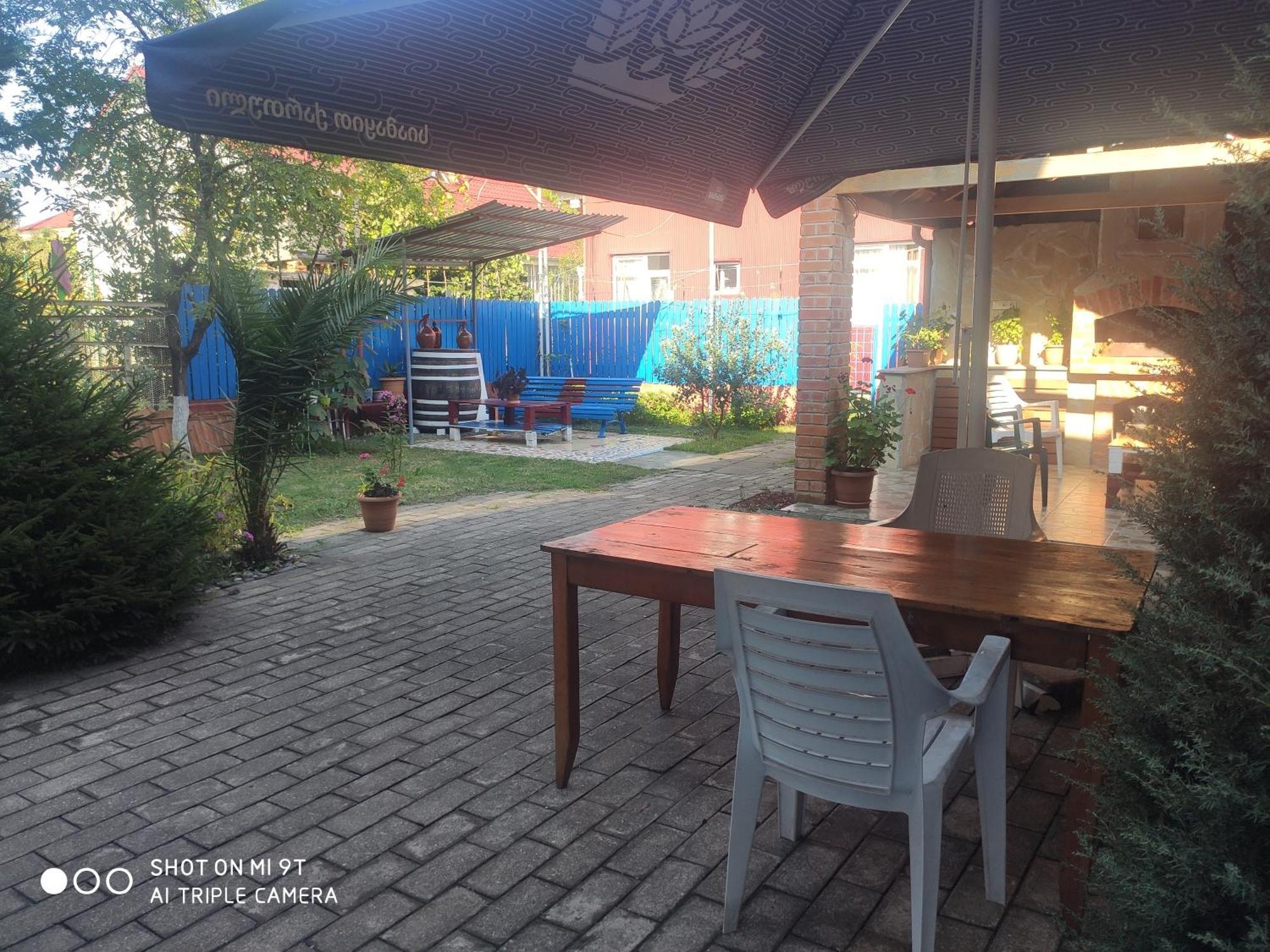 Guesthouse Mery Kobuleti Exterior foto